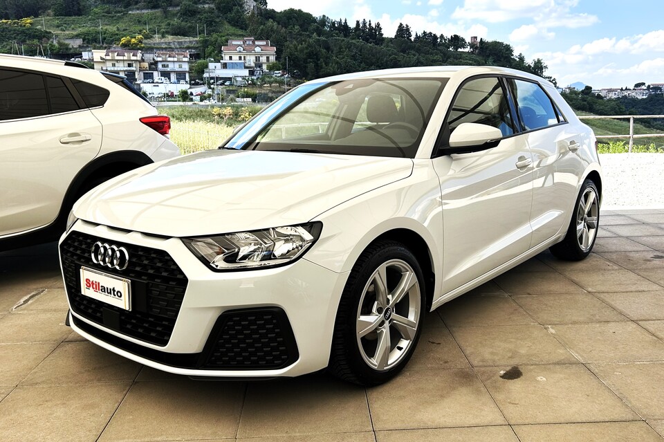 Audi A1 SportBack 1.0 Tfsi  Airdream Benzina