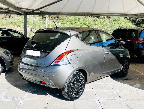 Lancia Ypsilon 1.2 s&s Gold Benzina