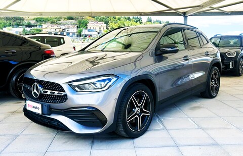 Mercedes-Benz GLA 200 d 150cv Premium Automatic Diesel