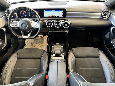 Mercedes-Benz A 180 d Premium AMG Night Edition Automatico Diesel