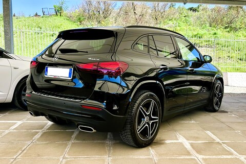Mercedes-Benz GLA 200 d 150cv AMGPremium 4Matic Diesel