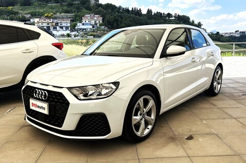 Audi A1 SportBack 1.0 Tfsi  Airdream Benzina